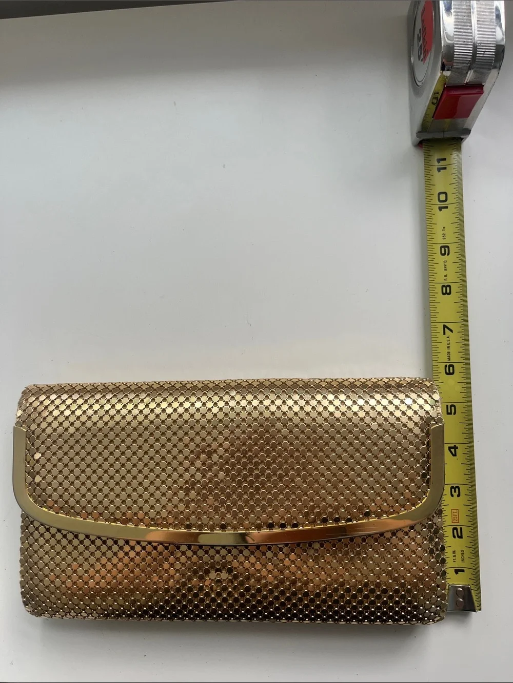 Vintage Gold Metallic Mesh Evening Clutch with Chain Crossbody Strap